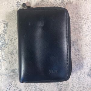 Lizell pocket organizar with double zipper